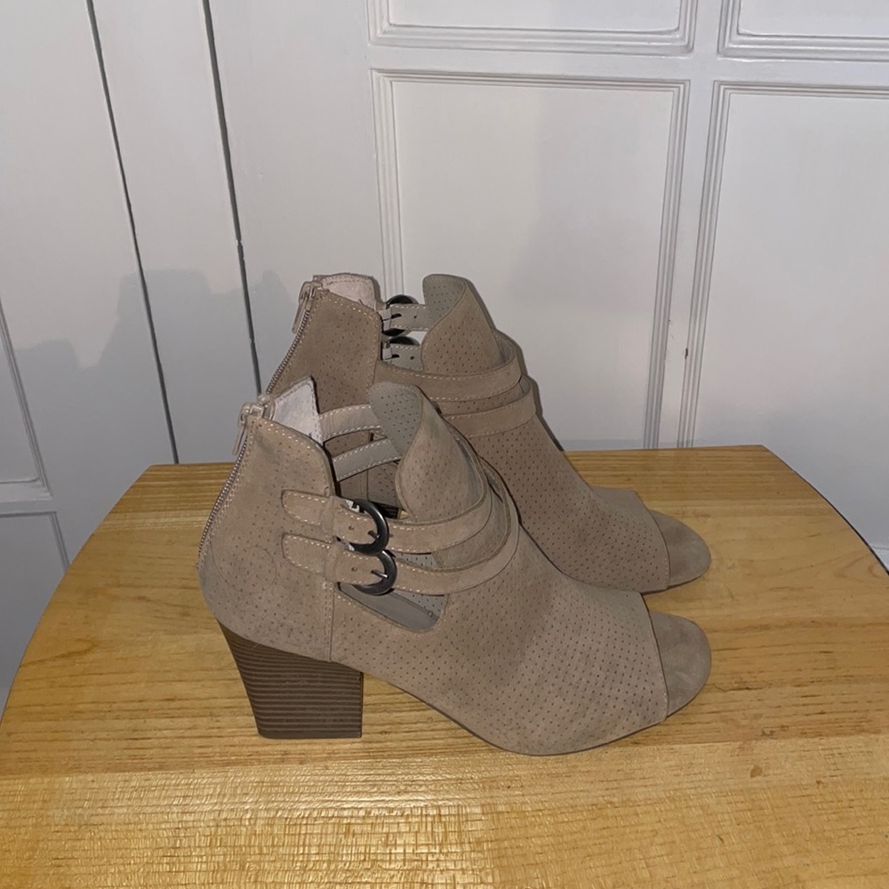 Vegan Leather Sonoma Tan Open Toe Booties 9